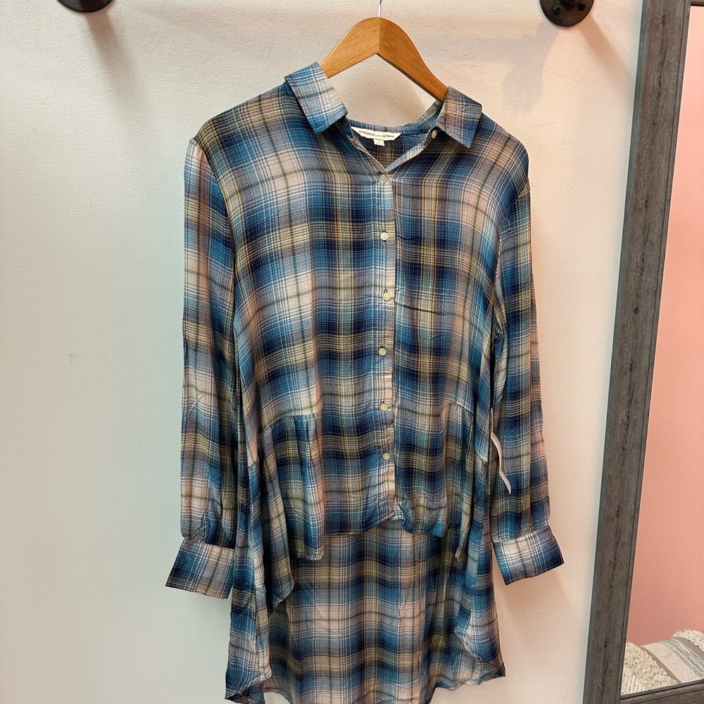 NWT! Plaid Button Shirt with Floral Embroidery - Picture 3 of 5